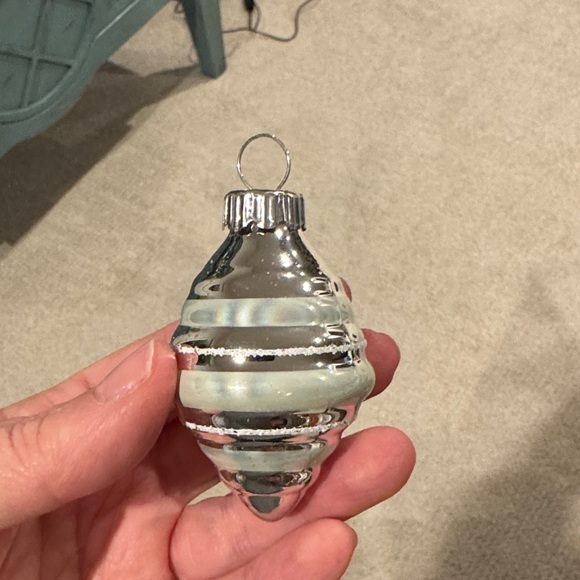 Christoper Radko Shiny Brite Silver Glass Christmas Tree Ornaments - Picture 5 of 7